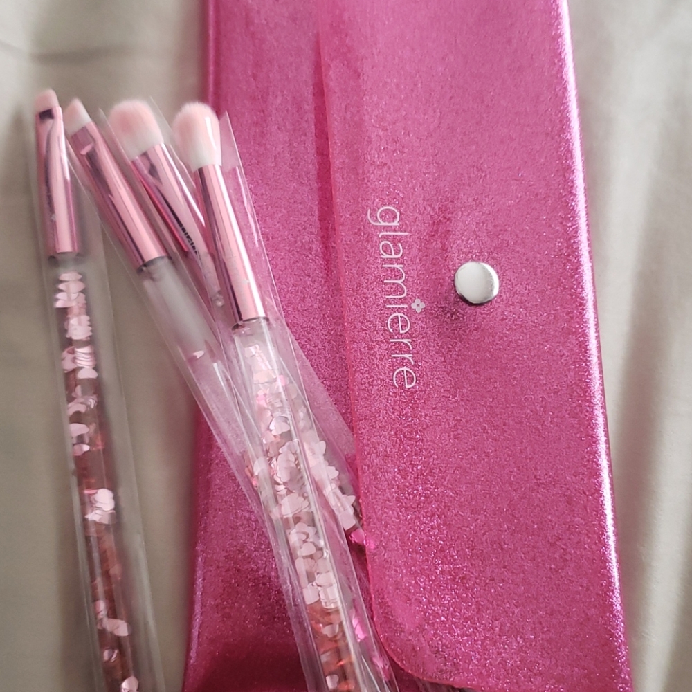 Glamierre Makeup brushes brand new